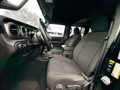Used 2022 Jeep Wrangler Unlimited Sport S image 22