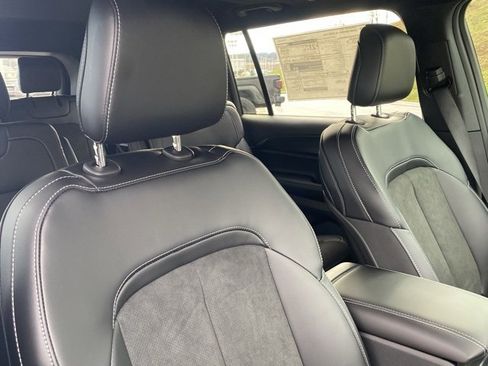 New 2025 Jeep Grand Cherokee L Altitude image 29