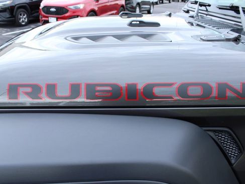 Used 2019 Jeep Wrangler Unlimited Rubicon AWD/4WD image 6