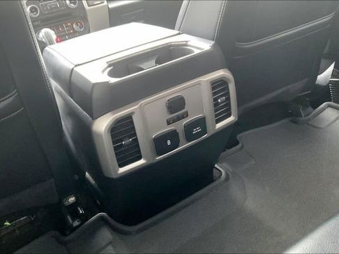 Used 2018 Ford F150 Lariat w/ Equipment Group 502A Luxury image 33