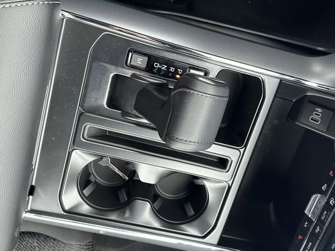 New 2025 Ford F150 XLT w/ Equipment Group 302A MID image 30