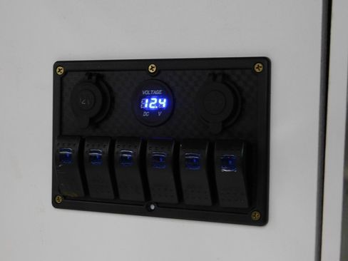 Used 2019 Ford Transit 250 148 Medium Roof image 47