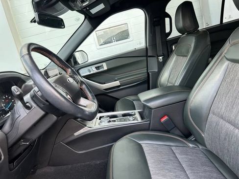 Used 2023 Ford Explorer Timberline w/ Timberline Technology Package AWD/4WD image 8