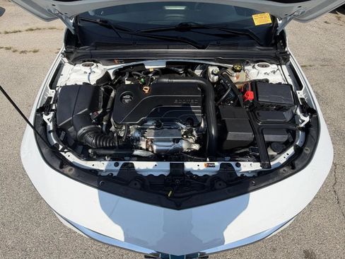 Used 2019 Chevrolet Malibu LT FWD image 24