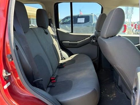 Used 2014 Nissan Xterra X AWD/4WD image 7