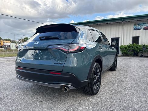 Used 2025 Honda HR-V Sport image 12