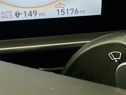 Used 2024 Hyundai Ioniq 6 SE RWD image 18