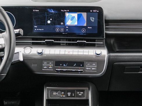 Certified 2024 Hyundai Kona SEL w/ Convenience Package image 15