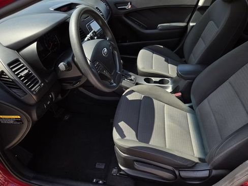 Used 2016 Kia Forte LX w/ LX Popular Plus Package FWD image 18