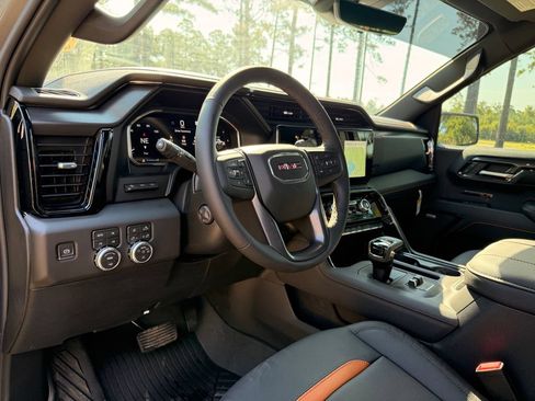 New 2026 GMC Sierra 1500 AT4 w/ AT4 Premium Package AWD/4WD image 18