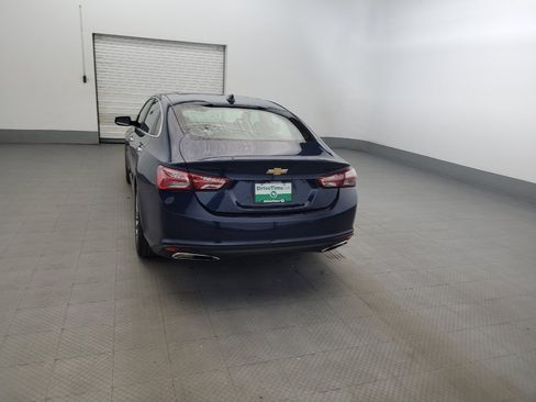 Used 2019 Chevrolet Malibu Premier w/ Sun and Wheel Package FWD image 6