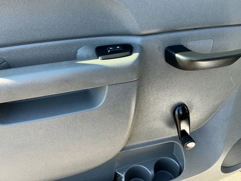 Used 2011 Chevrolet Silverado 1500 W/T image 16