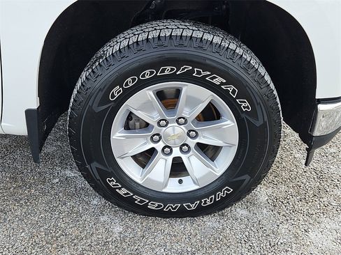 Used 2019 Chevrolet Silverado 1500 LT w/ All-Star Edition image 8