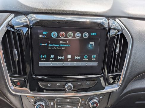 Used 2019 Chevrolet Traverse Premier w/ Redline Edition AWD/4WD image 15