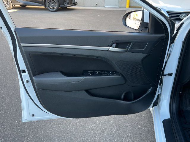 Used 2020 Hyundai Elantra Value Edition w/ Cargo Package (C1) FWD image 25