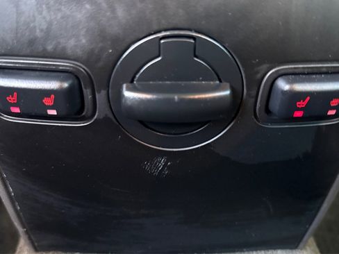 Used 2016 Lincoln MKS w/ Equipment Group 101A image 46