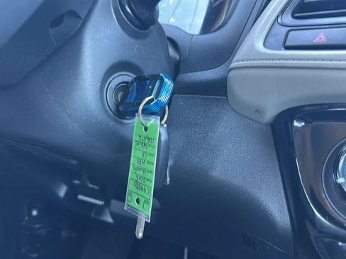 Used 2016 Honda HR-V LX image 18