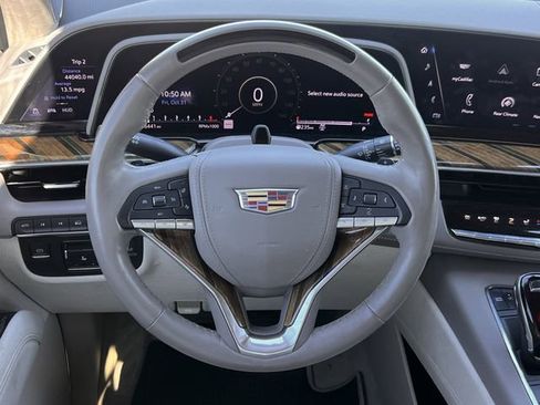Certified 2023 Cadillac Escalade ESV Premium Luxury Platinum image 13