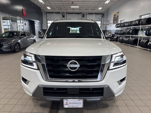 Used 2022 Nissan Armada Platinum w/ Captain's Chairs Package image 18
