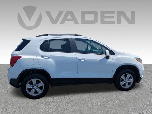 Used 2022 Chevrolet Trax LT AWD/4WD image 23