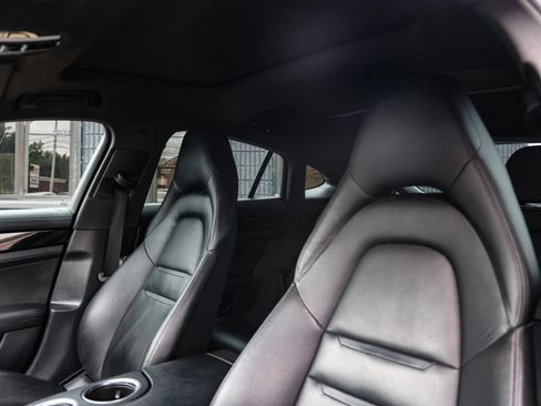 Used 2018 Porsche Panamera 4S AWD/4WD image 20