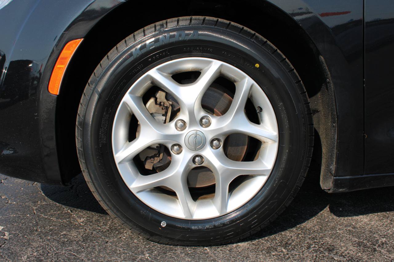Used 2019 Chrysler Pacifica Limited FWD image 58