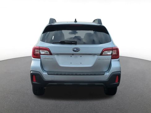 Used 2019 Subaru Outback 2.5i Premium image 5