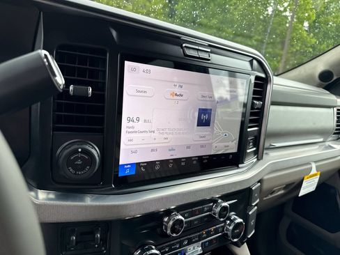New 2026 Ford F350 Platinum w/ Platinum Plus Package AWD/4WD image 27