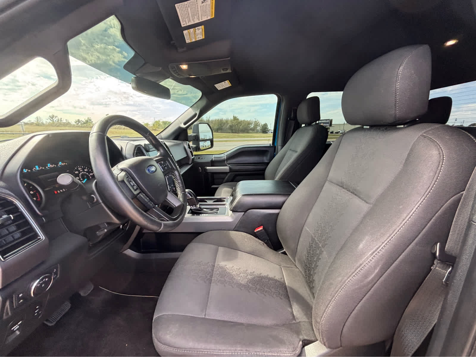 Used 2019 Ford F150 XLT w/ Equipment Group 302A Luxury AWD/4WD image 16