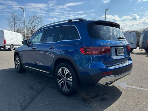 Used 2024 Mercedes-Benz GLB 250 4MATIC image 5