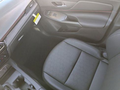 New 2026 Nissan Sentra SR w/ SR Premium Package FWD image 23