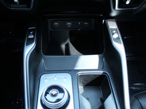 Used 2023 Kia Sorento EX image 32