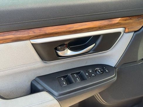 Used 2019 Honda CR-V EX image 18