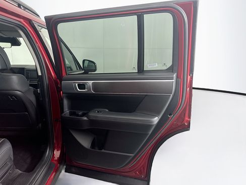 Used 2025 Hyundai Santa Fe SEL AWD/4WD image 30