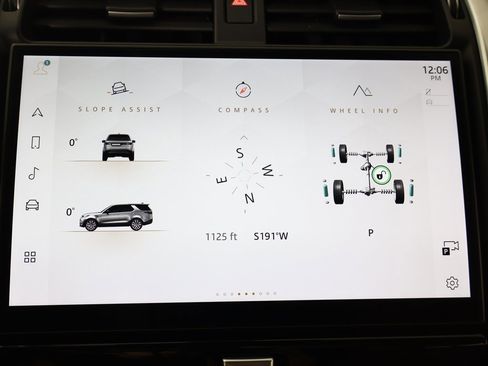 Used 2023 Land Rover Discovery S R-Dynamic image 57