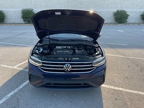 Used 2023 Volkswagen Tiguan SE AWD/4WD image 16