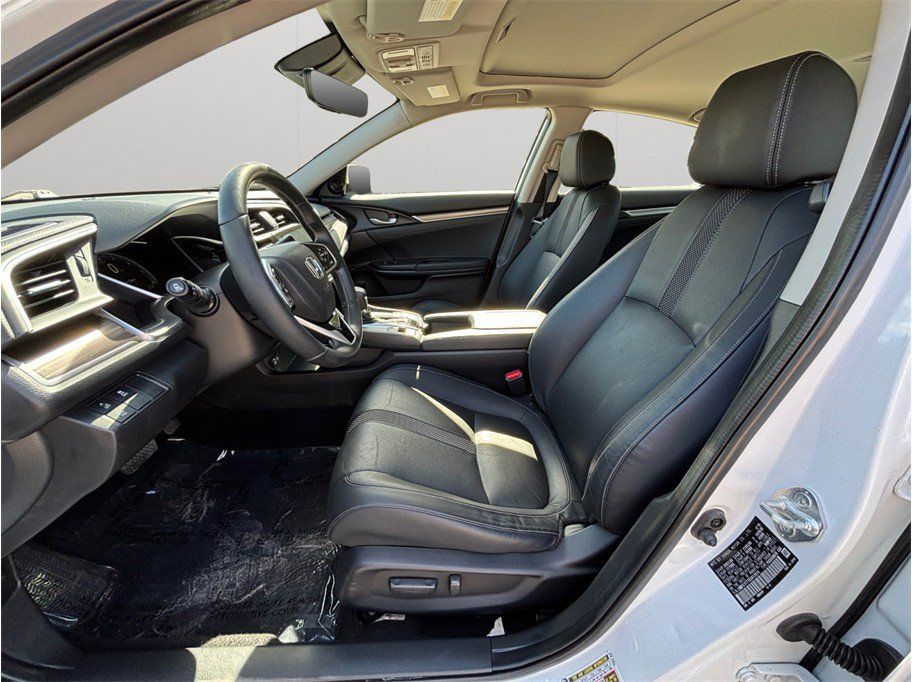 Used 2019 Honda Civic EX-L image 2