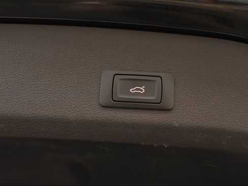 Used 2015 Audi Q7 3.0T S line Prestige image 42