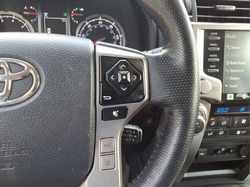 Used 2023 Toyota 4Runner Limited AWD/4WD image 13