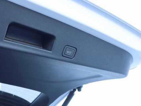 New 2026 GMC Acadia AT4 w/ Luxury Package image 10