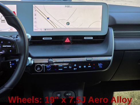Used 2024 Hyundai Ioniq 5 SEL RWD image 18