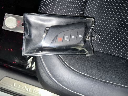 Certified 2025 Lexus RX 450h AWD w/ Convenience Package image 36