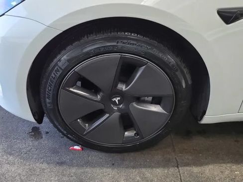 Used 2023 Tesla Model 3 Standard Range RWD image 6