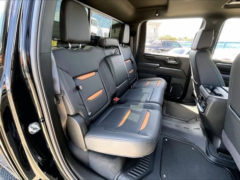 Used 2025 GMC Sierra 2500 AT4 w/ AT4 Premium Plus Package AWD/4WD image 20