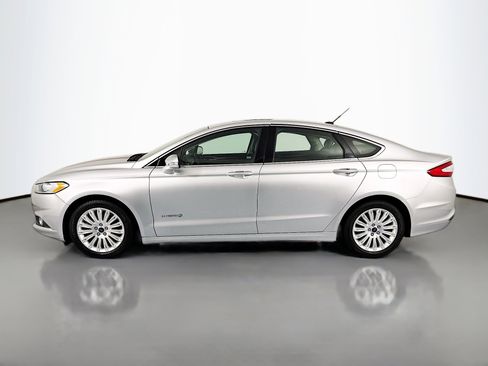 Used 2013 Ford Fusion SE image 8