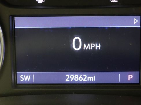 Used 2023 Buick Enclave Essence w/ Trailering Package, 5000 lbs. image 18