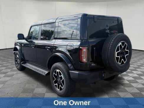 Used 2025 Ford Bronco Outer Banks AWD/4WD image 3