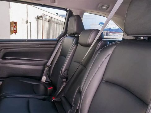 Used 2024 Honda Odyssey EX-L image 15