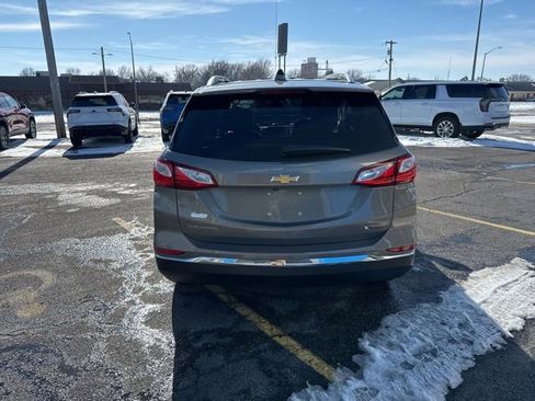 Used 2018 Chevrolet Equinox Premier image 6