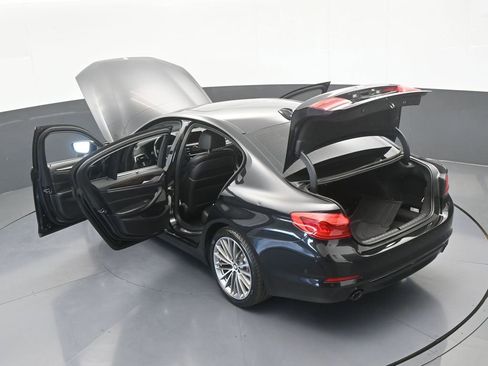 Used 2019 BMW 530i w/ Premium Package RWD image 78